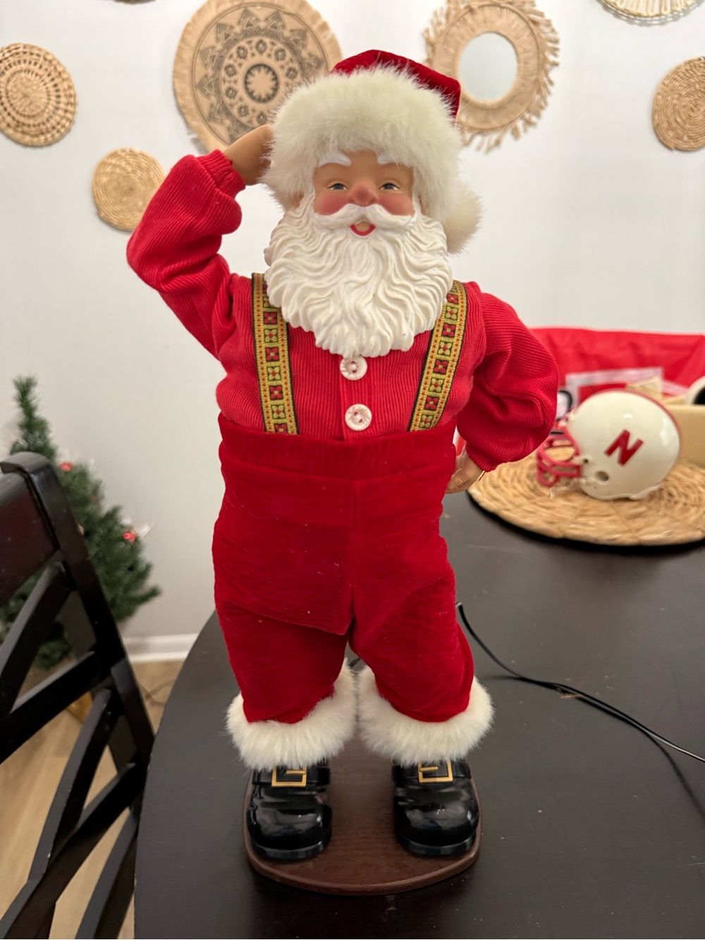 Jingle Bell Rock Animated Musical Dancing Santa Claus Vintage Edition #1 1998